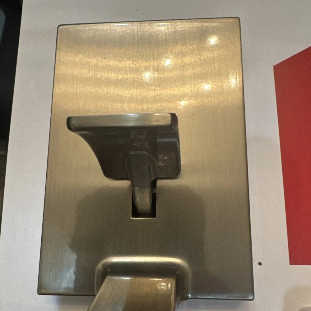 Kwikset Amador Handleset Square Hollis Lever Satin Nickel‎ 96870-187